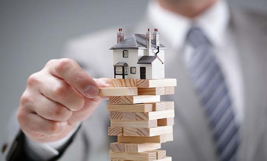 safe investing reducing risk in real estate investment 295007