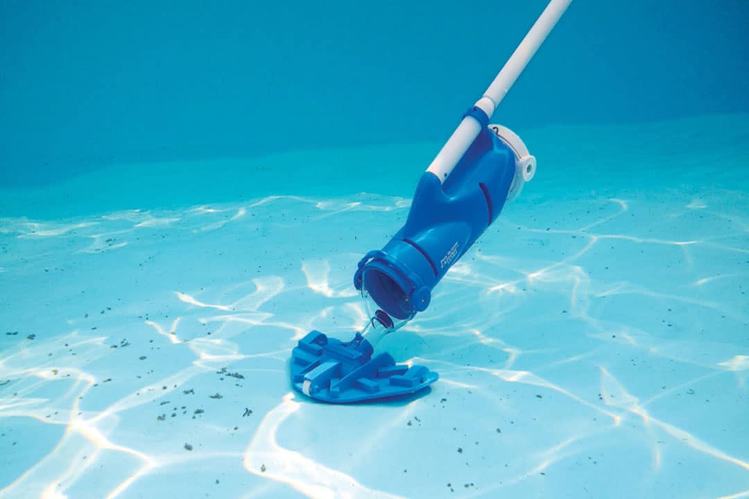 5 steps to maintain your swimming pool 083980